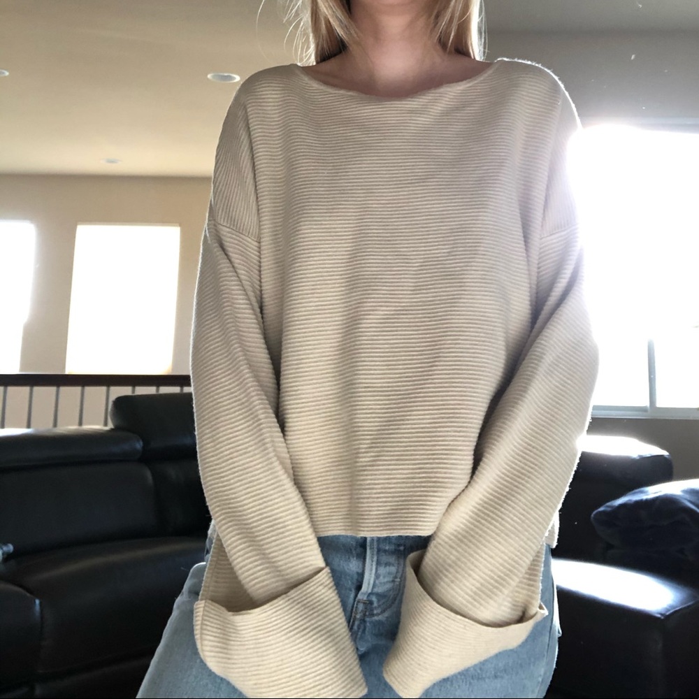 Nude sweater